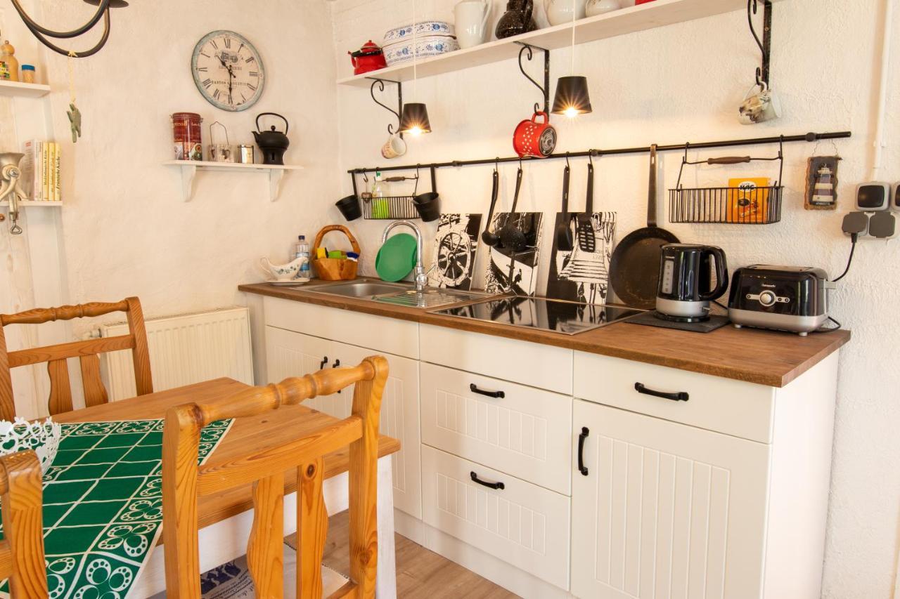 Uns Schuen Apartment Kroslin Bagian luar foto
